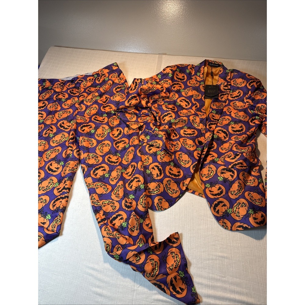 Halloween Suit Men's WeenCharm Size L- Pant Approx 32 Waist- Coat  18 In Pit-pit